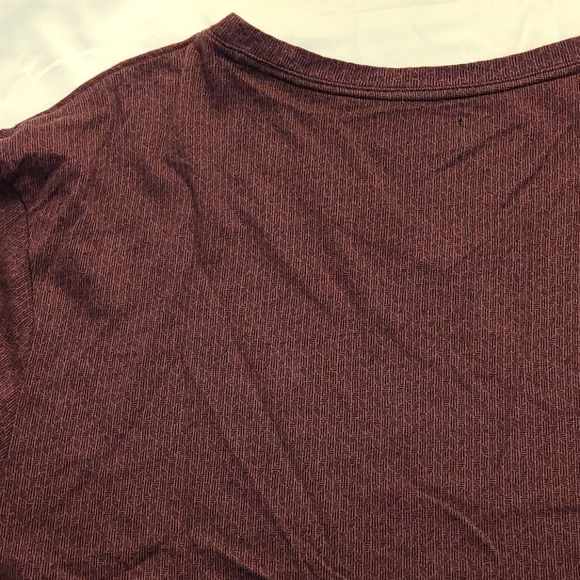 Alfani long-sleeve V-neck fire red tee - Picture 15 of 16